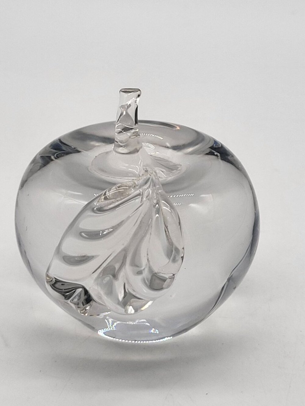 Clear Art Glass Apple Solid Paperweight Teacher Fruit Decor - Picture 2 of 8